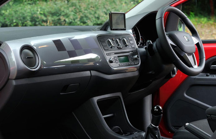 seat mii vibora negra interior