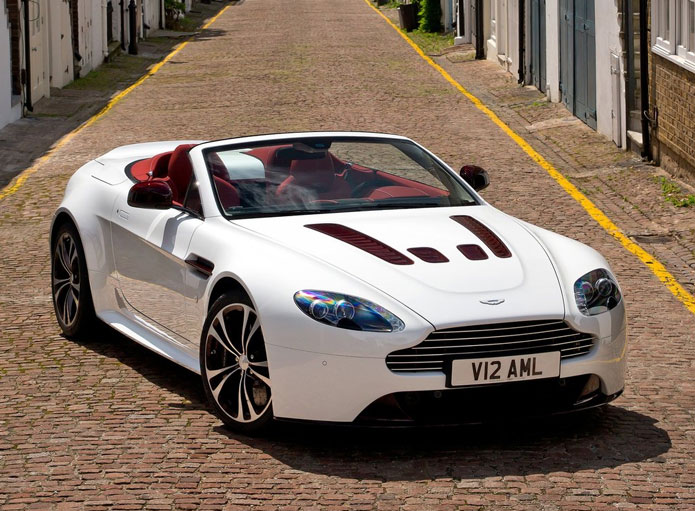 aston martin v12 vantage roadster