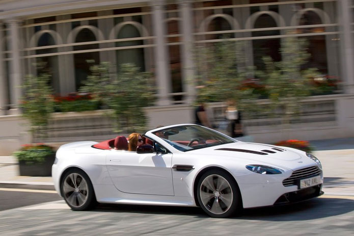 aston martin v12 vantage roadster 2013