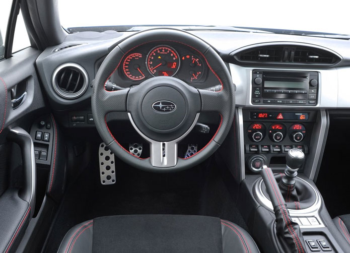 interior subaru brz 2013