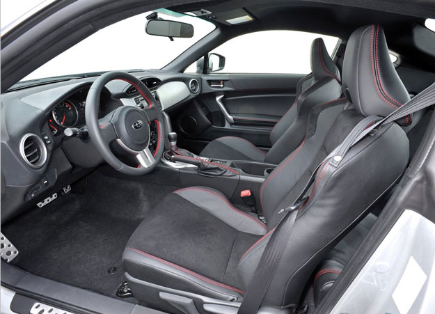 interior subaru brz 2013